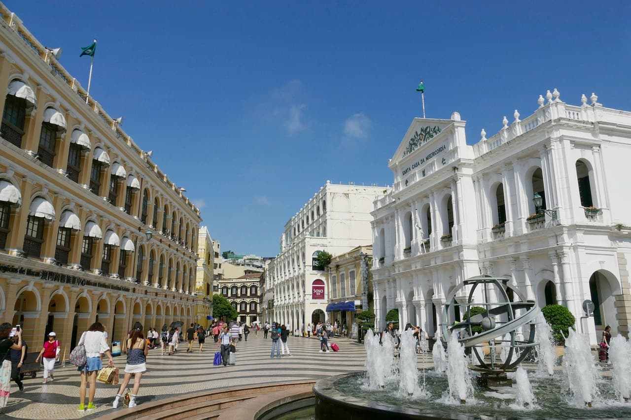 Fabulous Places to Visit in Hong Kong: 8 Spots You Can Easily Add To Your Itinerary